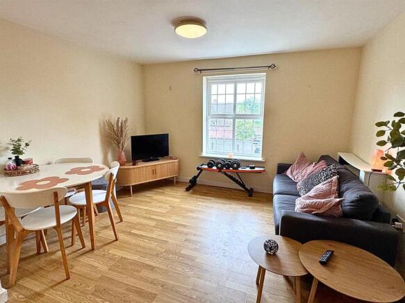Kitchen Living Area
