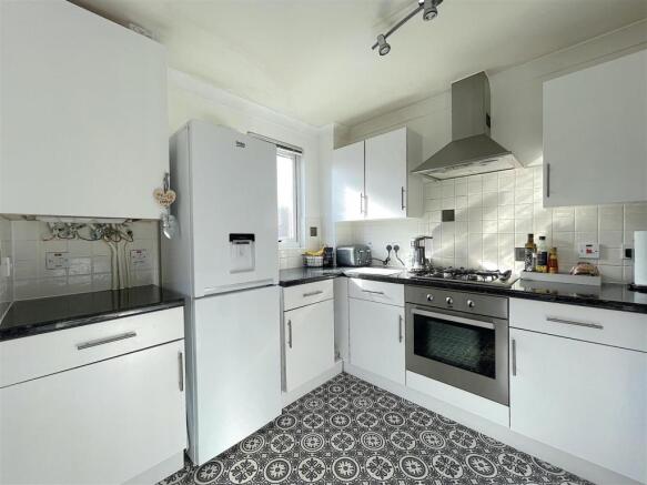 Kitchen (1).jpeg