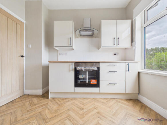 1 bed Flat to rent Image 7