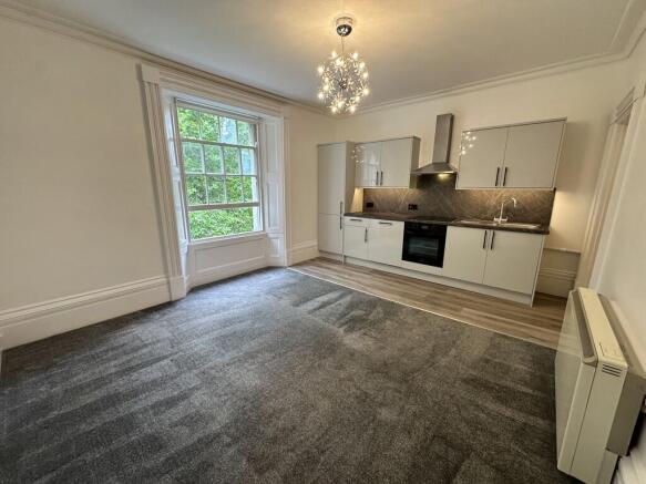 kitchen/lounge/di...