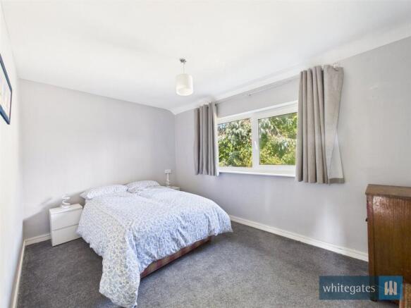 4 bed Semi-Detached for sale Image 11