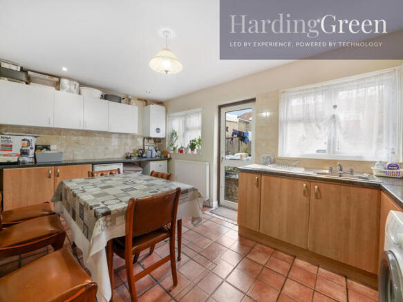 Tokyngton Avenue, Middlesex, HA9 photo 2