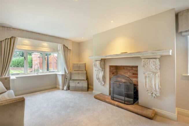 8571523-interior26.jpg