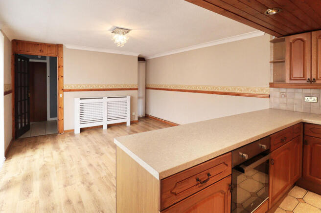 Travers Way, Pitsea, Basildon, Essex, SS13 photo 4