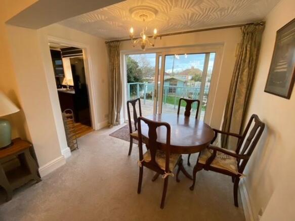 Dining area.jpg