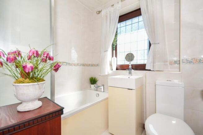 3 bed Detached for sale Image 9