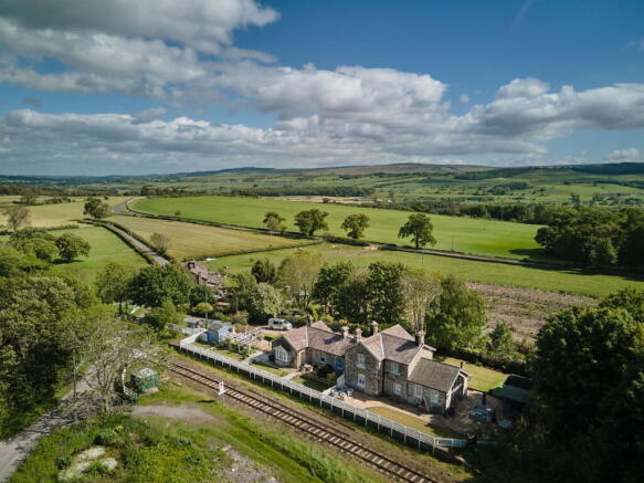3 bed Character Property for sale Image 11