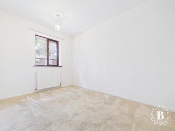 3 bed Semi-Detached to rent Image 8