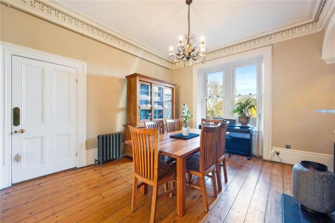 4 bed Detached for sale Image 8