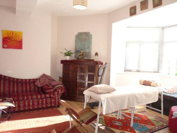 Living Room/Bedroom