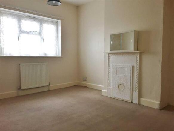 Bedroom (front)