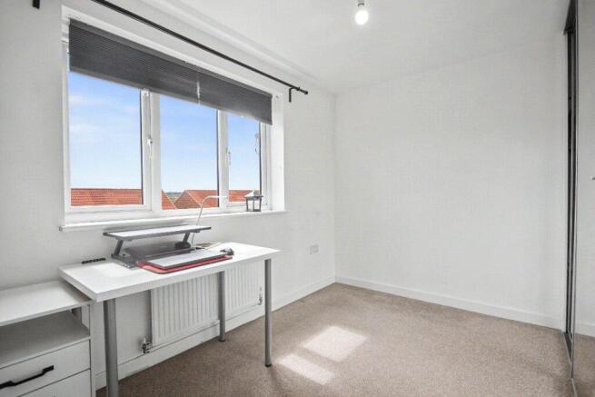 3 bed Town House for sale Image 7