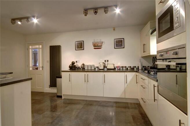 Kitchen Pic 2