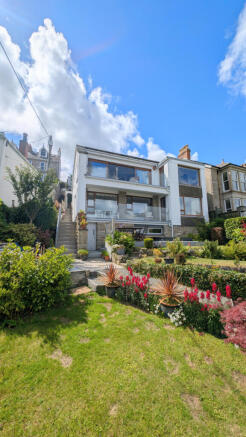 4 Bedroom Detached House STC