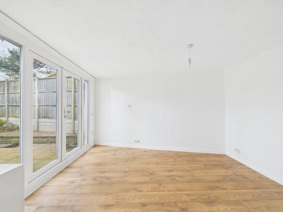 CAM03519G0-PR0225...