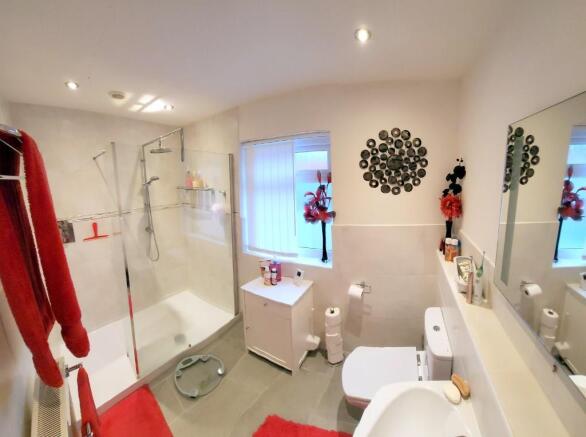 Ensuite