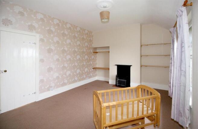 10010_Swaythorpe Cot