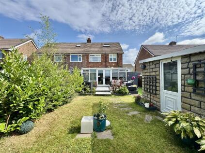 Bankfield Avenue, Kirkheaton, Huddersfield, HD5 0JL