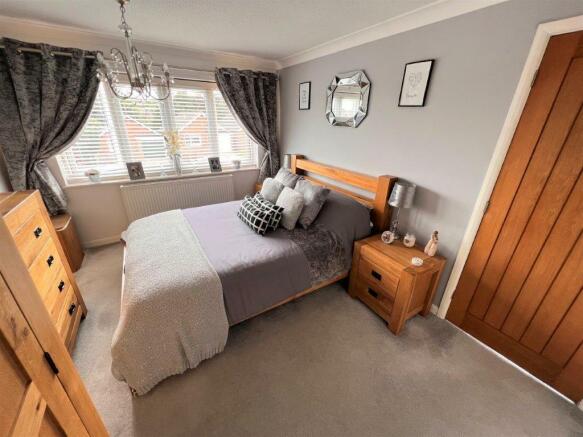 bed 1 a.jpg