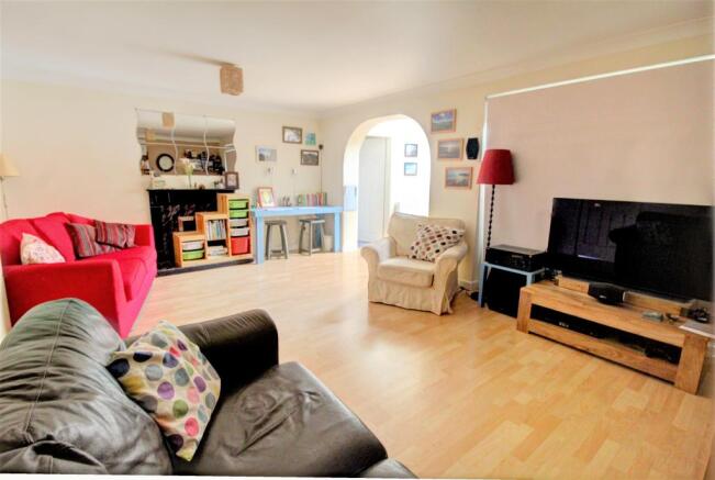 Yopa - Paddock Drive, Chelmsford, CM1 (20)