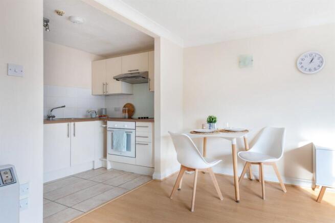 Kitchen/dining area