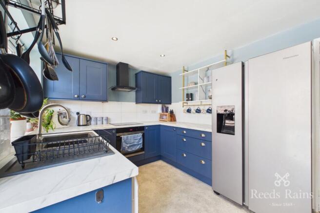 3 bed Bungalow for sale Image 4
