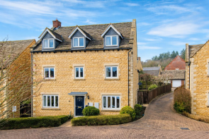6, The Paddocks, Kettering NN14 1FB