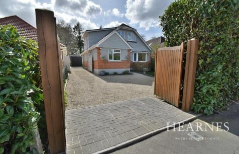 Albert Road, Ferndown, BH22