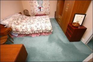 Bedroom 1 Photo 2