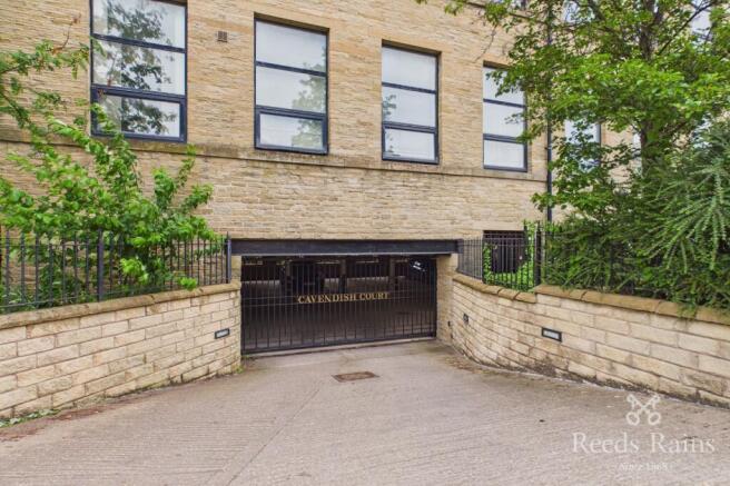 2 bed Apartment for sale Image 8