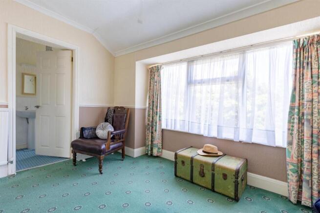 12 bed Detached for sale Image 4
