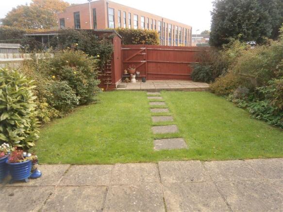 Photo 10