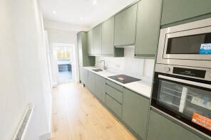 25a, Station Road, New Milton BH25 6HN