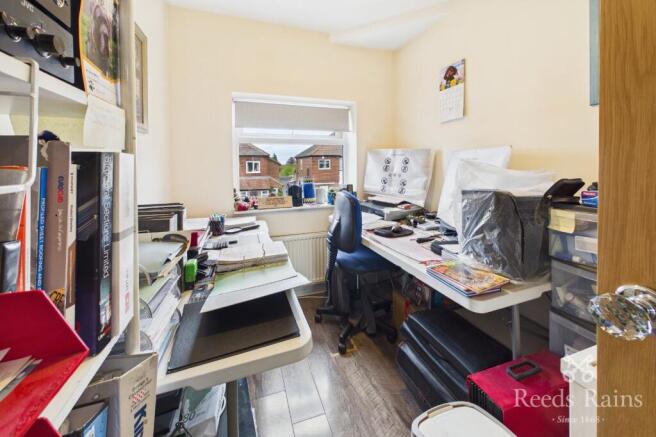 3 bed Semi-Detached for sale Image 12