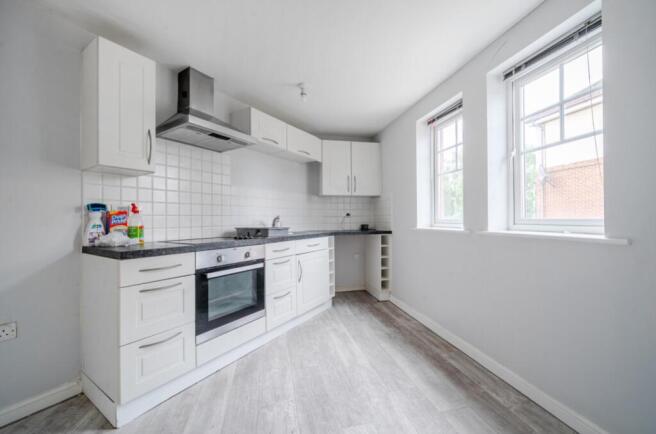 1313695-5-6859203cbb732