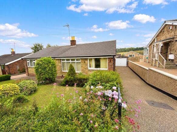 2 bed Bungalow for sale in bradford