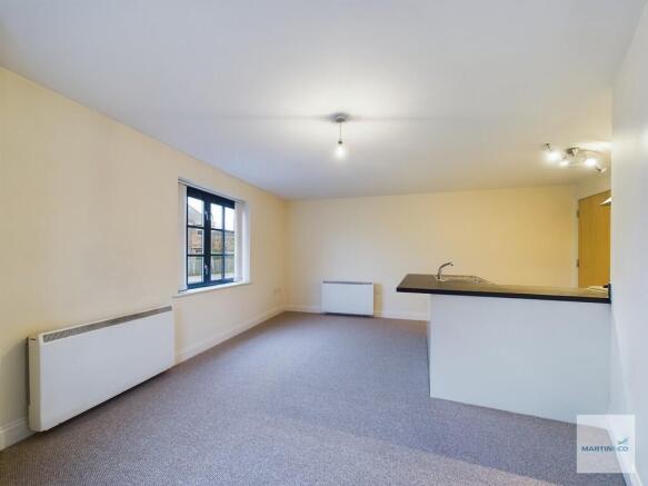 CAM03394G0-PR0046...