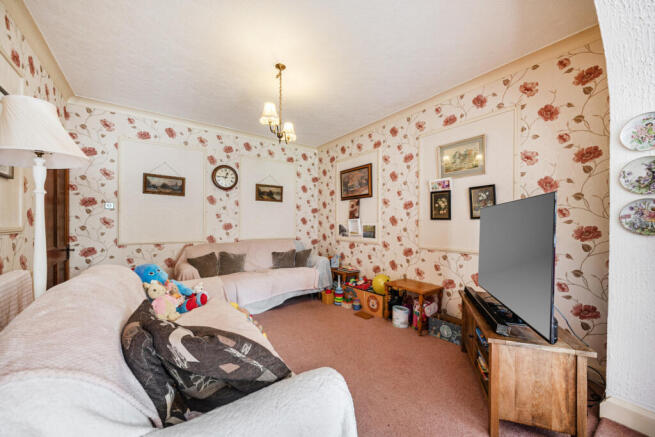 1429914-12-69b824...