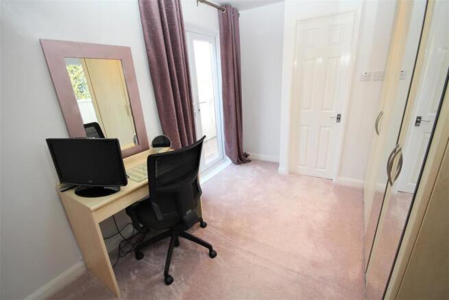 bedroom 7 .jpg