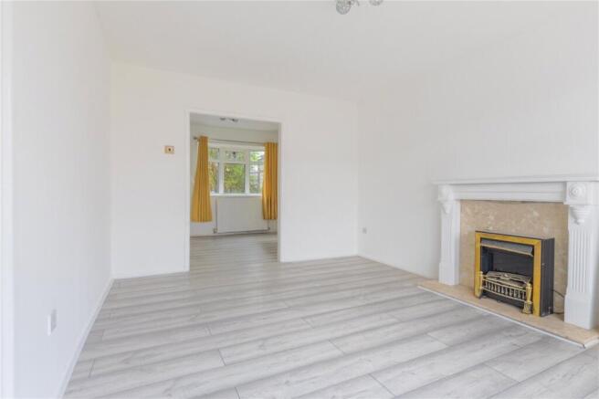 4 bed Semi-Detached for sale Image 8
