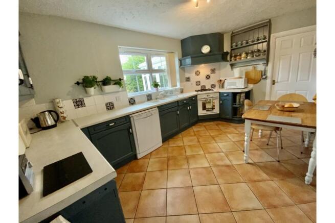 Kitchen/Breakfast