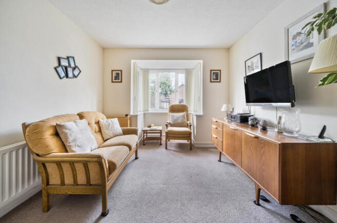 1300517-29-683046...