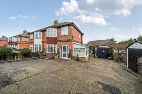 Lincoln Road, Sleaford, Lincolnshire, NG34