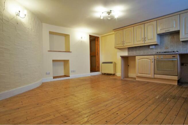 Lounge / Kitchen