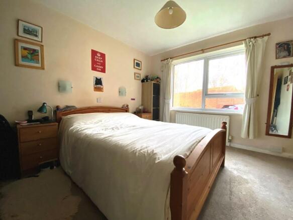 6 Pelham Bedroom.jpg