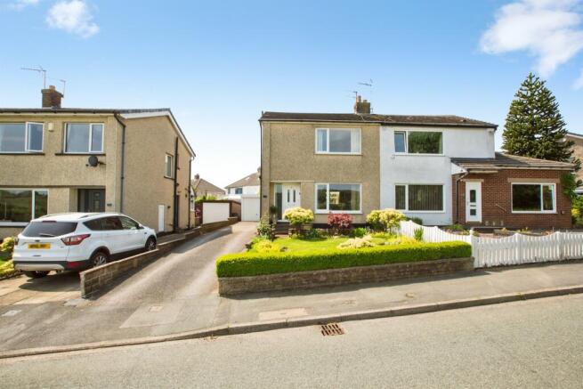 3 bed Semi-Detached for sale Image 8