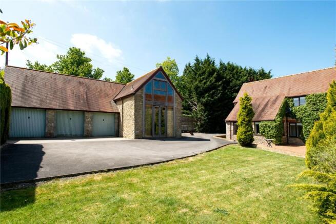 Barn & Garaging