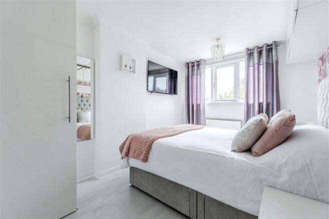 3 bed Semi-Detached for sale Image 7