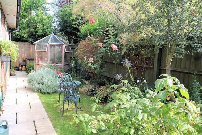 Side garden