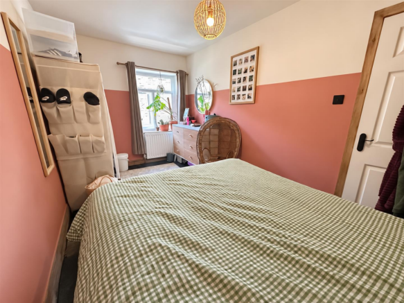 2 bed Terraced for sale Image 9